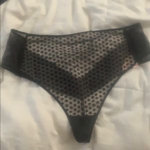 Cute Victoria Secret Panty w/ short set